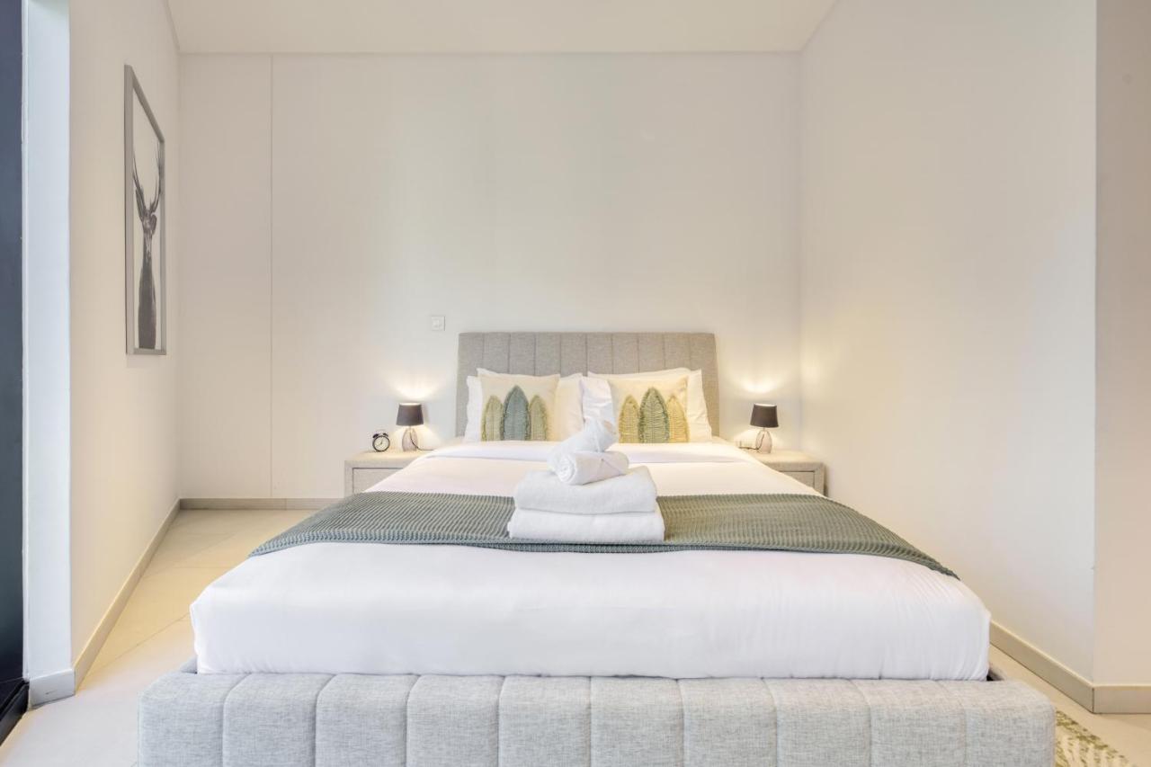 Maison Privee - Luxury, Spacious, Modern Near Burj Khalifa And Dubai Canal Luaran gambar